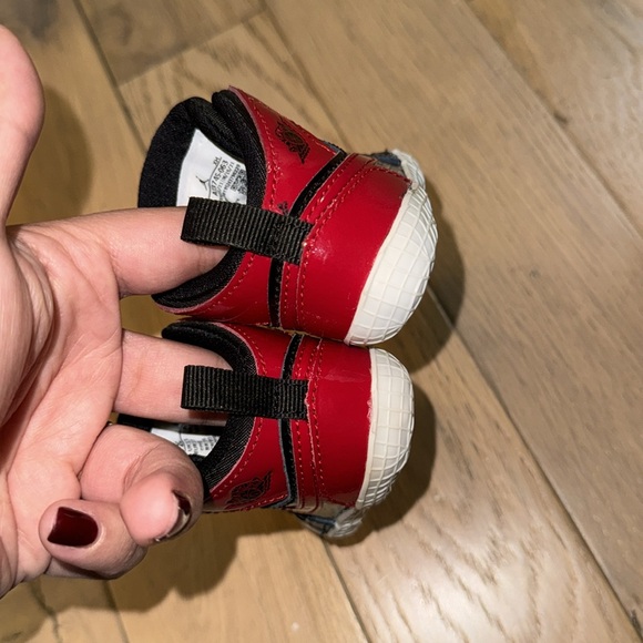 Jordan 1 crib bootie patent bred - Picture 4 of 4